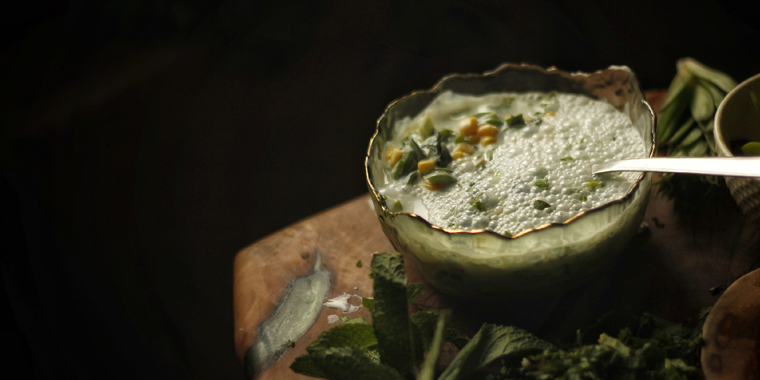 Удивительно вкусно: мятная окрошка с молодилом и куртом. Интересный рецепт с историей