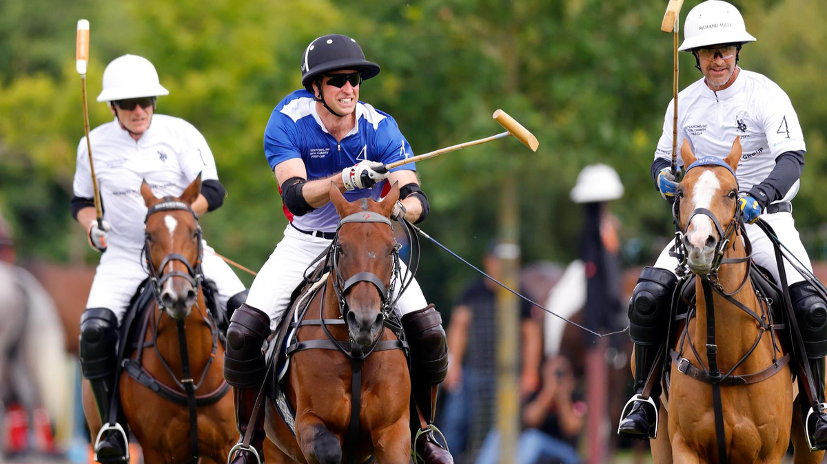    Принц Уильям во время игры в поло. Фото: Getty Images