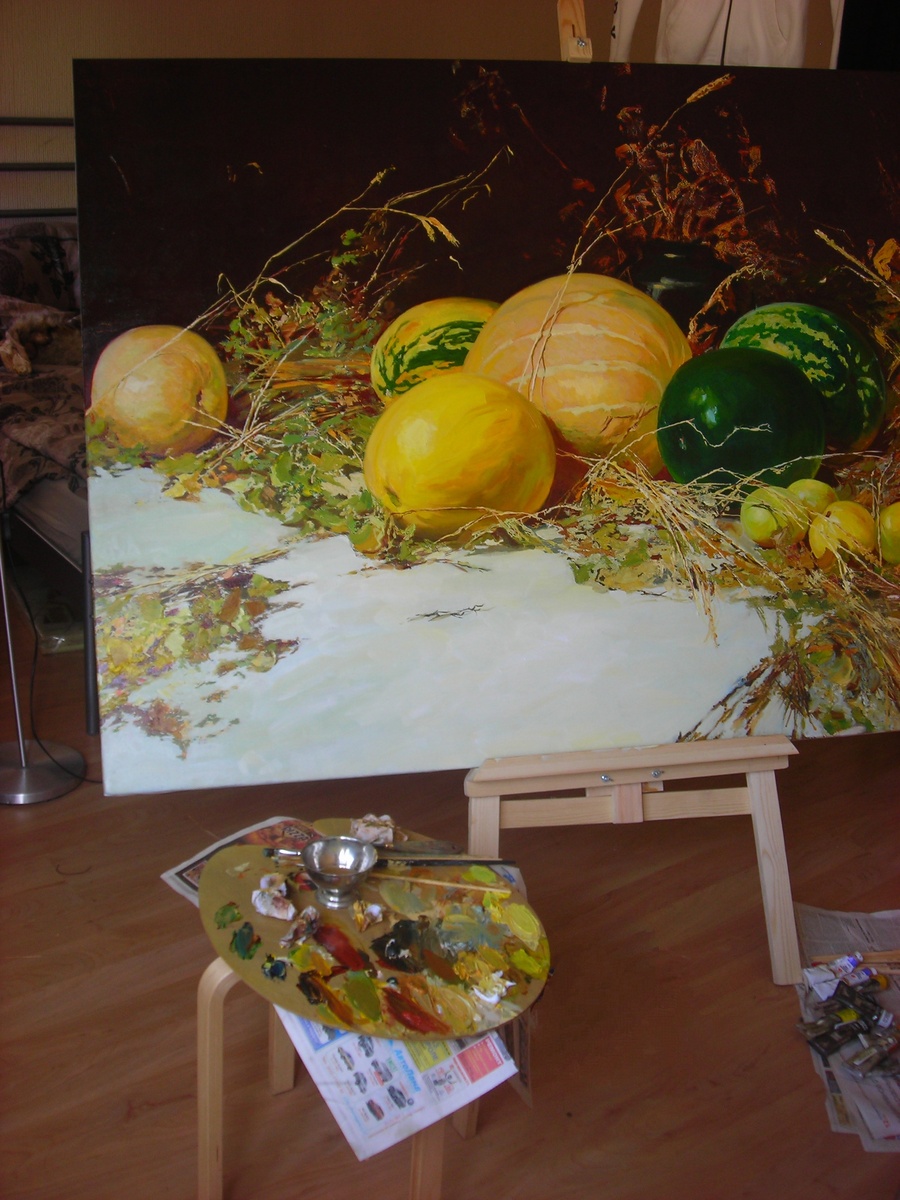 После реставрации я дописала холст в дипломной мастерской своей подруги-графика,но работу так никто и не забрал.