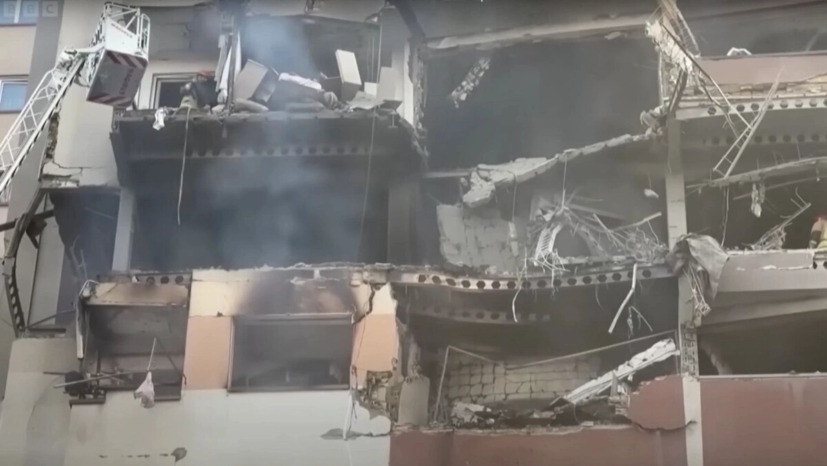    Кадр видео канала BBC News/www.youtube.com/watch?v=tGcVu2noaUU