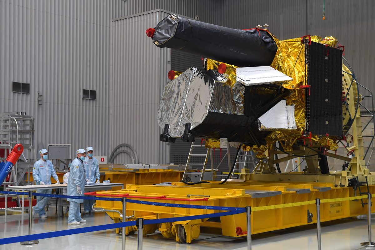 Космический телескоп “Спектр-РГ” перед отправкой на Байконур, 2019 год. Фото - ГК "Роскосмос".