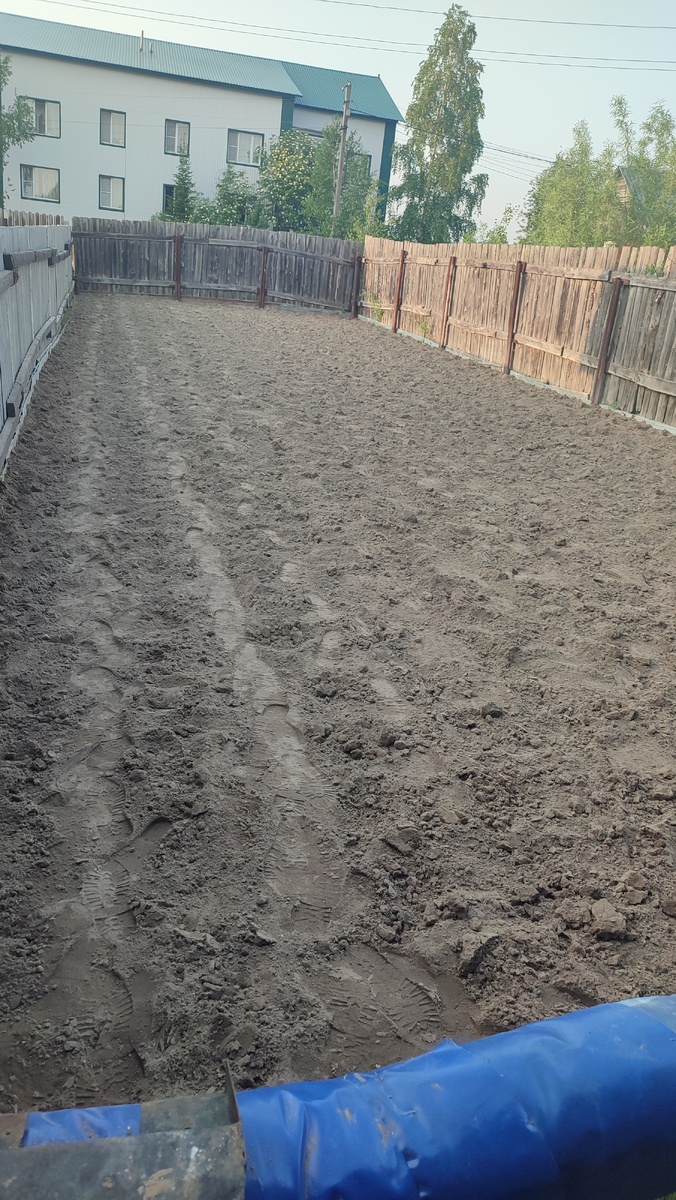 Картошечка посажена. Фото автора. 