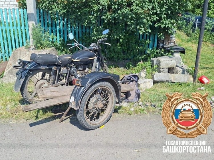 ДТП произошло днем 8 июня 2025 года в селе Мурсалимкино Салаватского района Башкирии. Фото: ГАИ по РБ