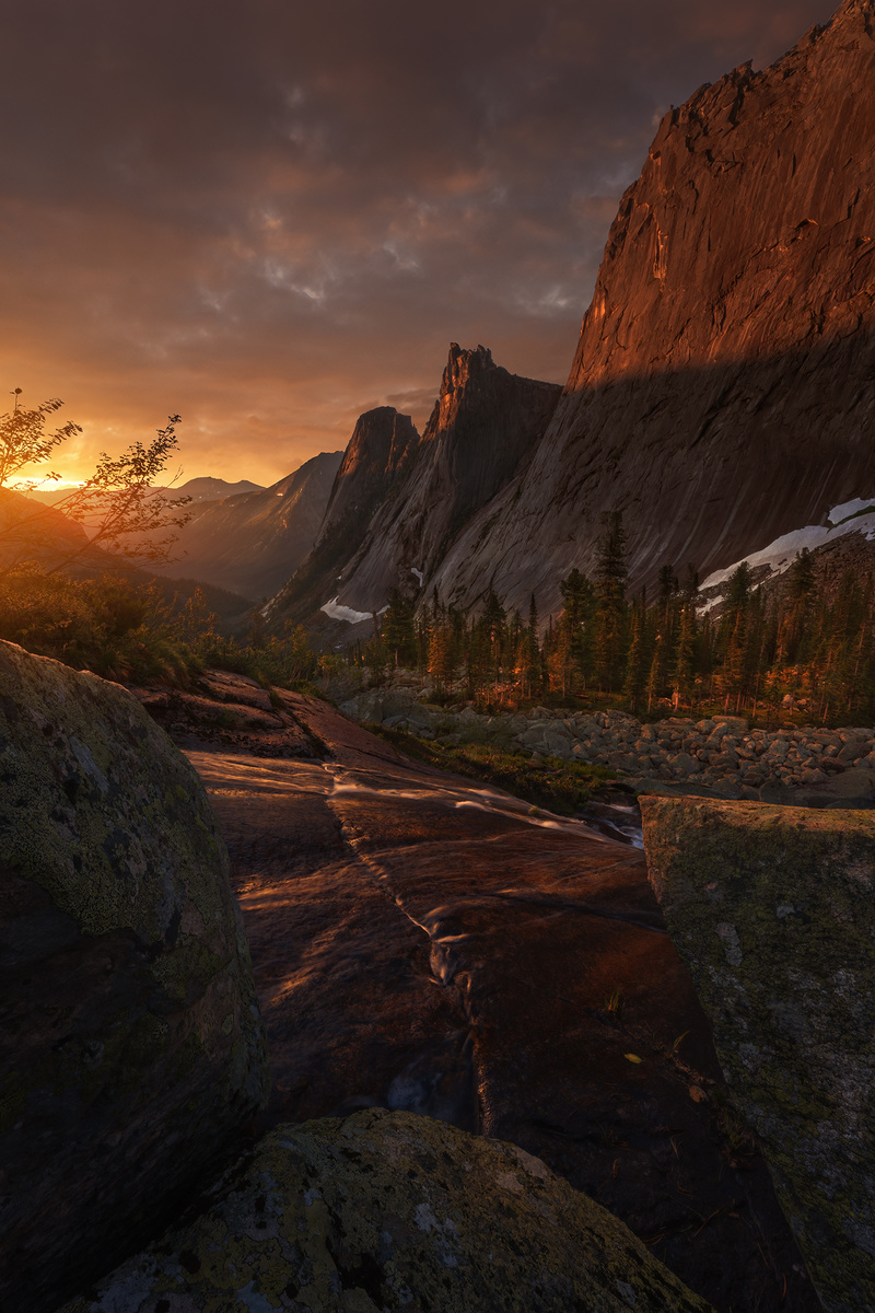 Пики Орёл, Страж и Тугодум.