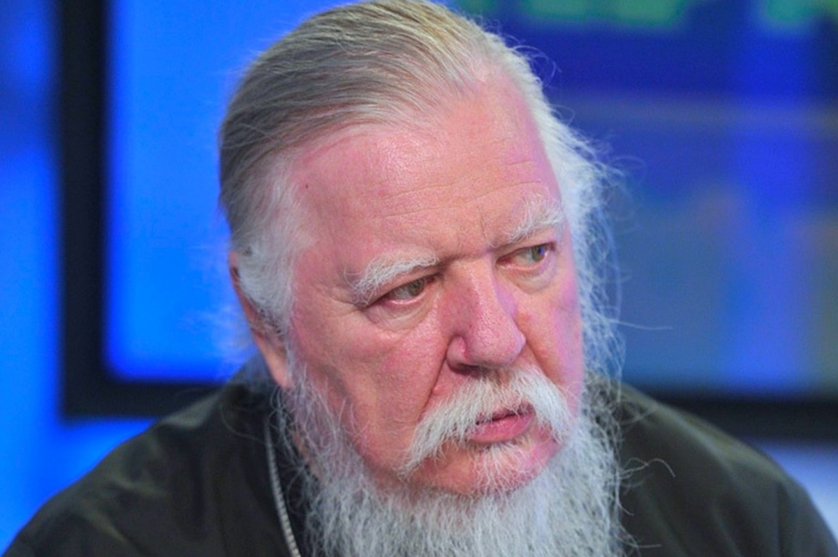 Димитрий Смирнов (07.03.1951 — 21.10.2020 гг.) — протоиерей, церковный и общественный деятель, проповедник, миссионер.