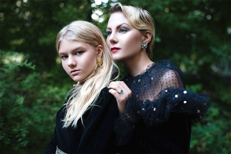 Рената Литвинова и Ульяна Добровская