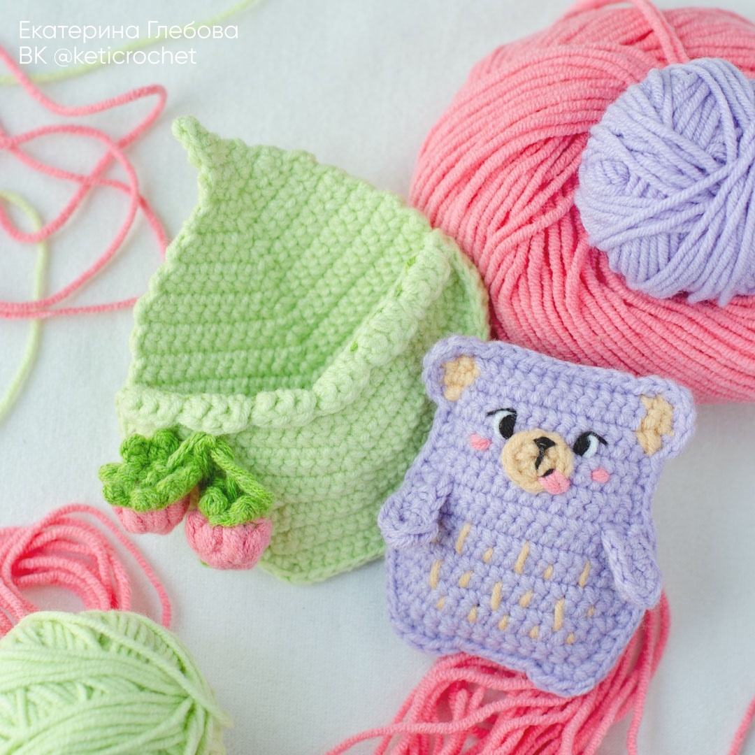 Медведь в листике. Плоские игрушки крючком