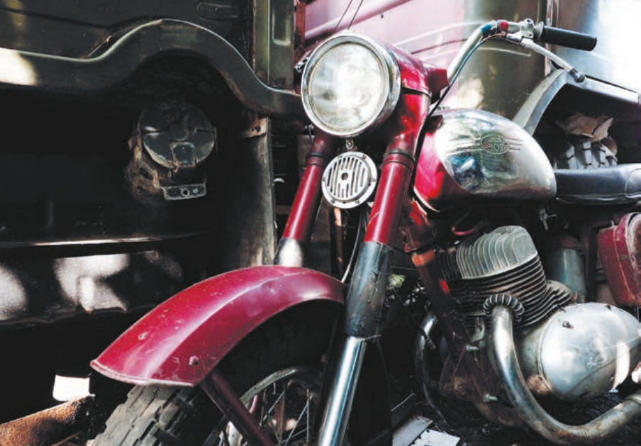 Последние Ирбитские мотоциклы. Автор неизвестен