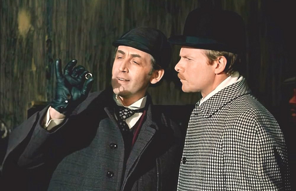 Шерлок Холмс и доктор Ватсон в раздумье