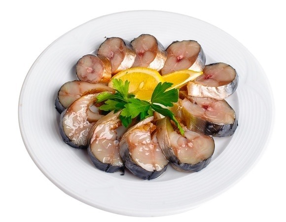 "Вкус замечательный": маринуем скумбрию без лишних хлопот