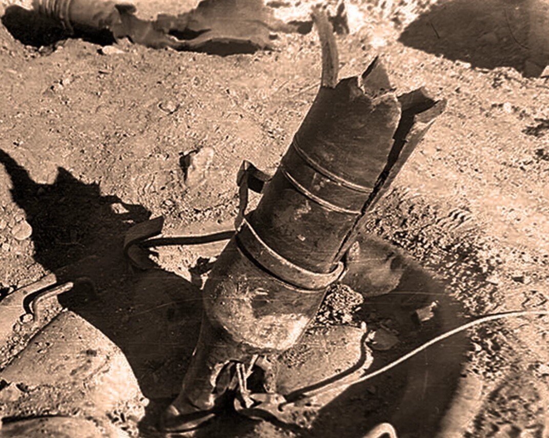 Последствия выстрела при двойном заряжании полкового миномёта, из инета.