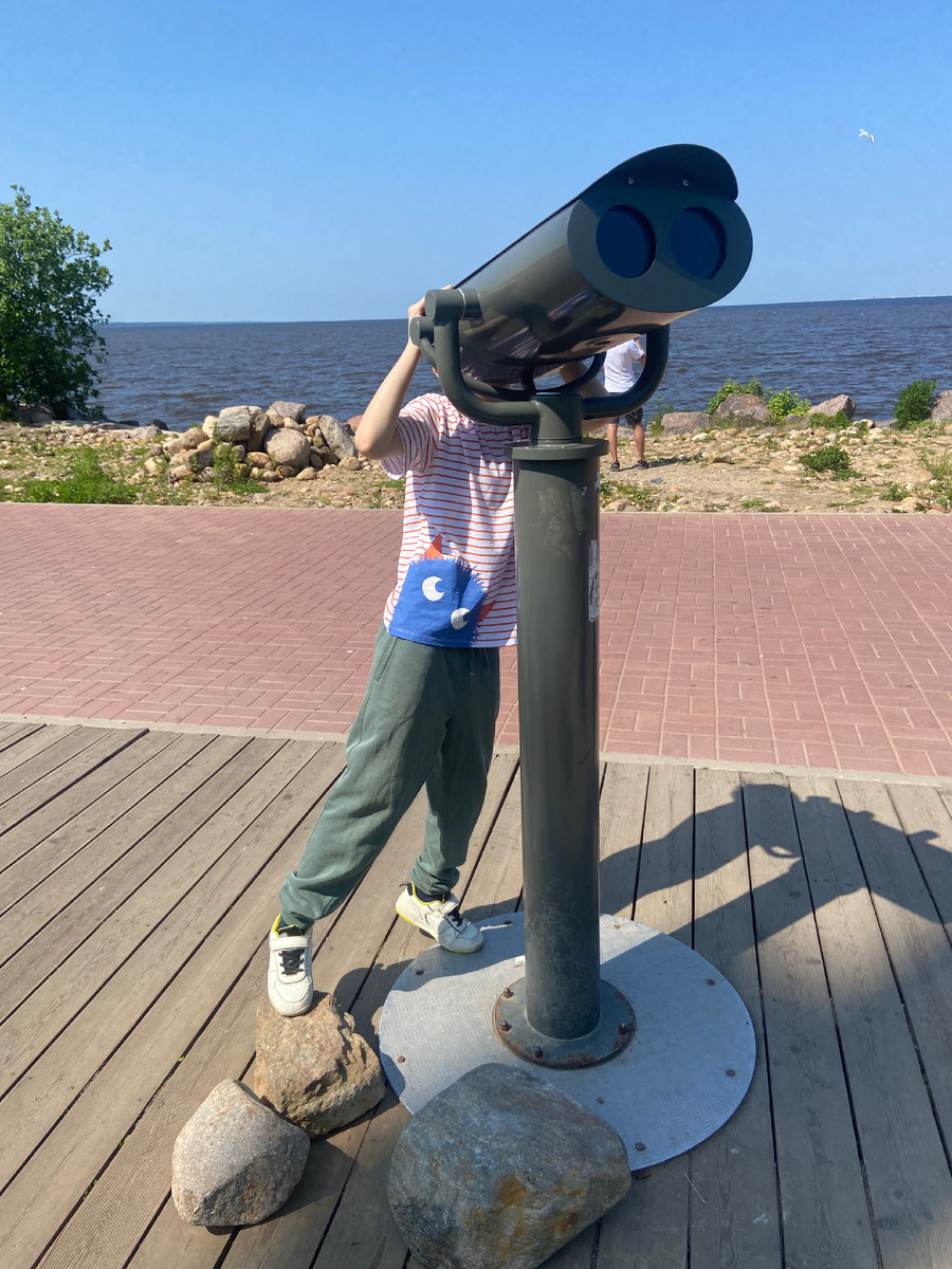 Мы стабильно следим за теми самыми и бдим! Спи спокойно, родная страна!