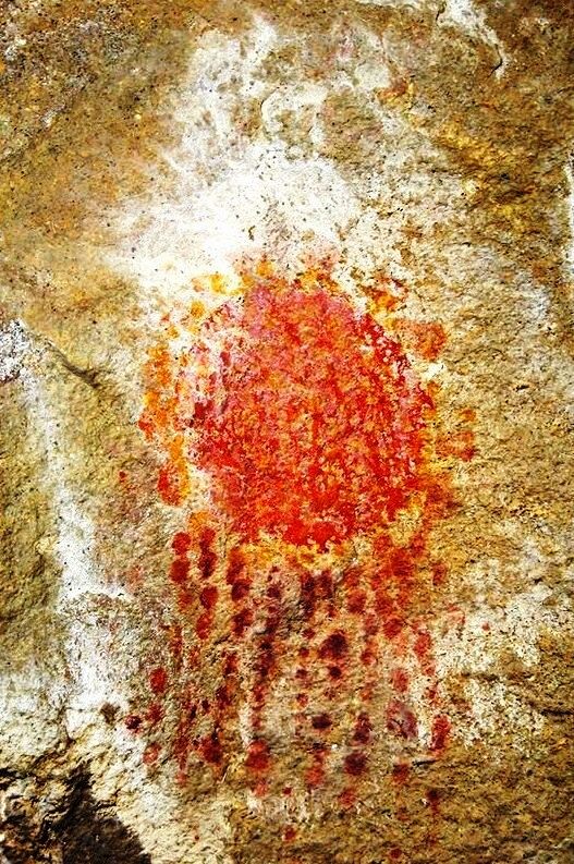 Звезда - комета - наскальный рисунок. Аргентина.