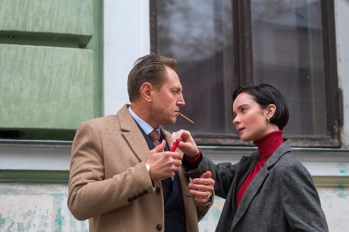 Молодая актриса из Красноярска Анастасия Куимова начала активно сниматься в сериалах, но главные роли ей пока предлагают редко. 