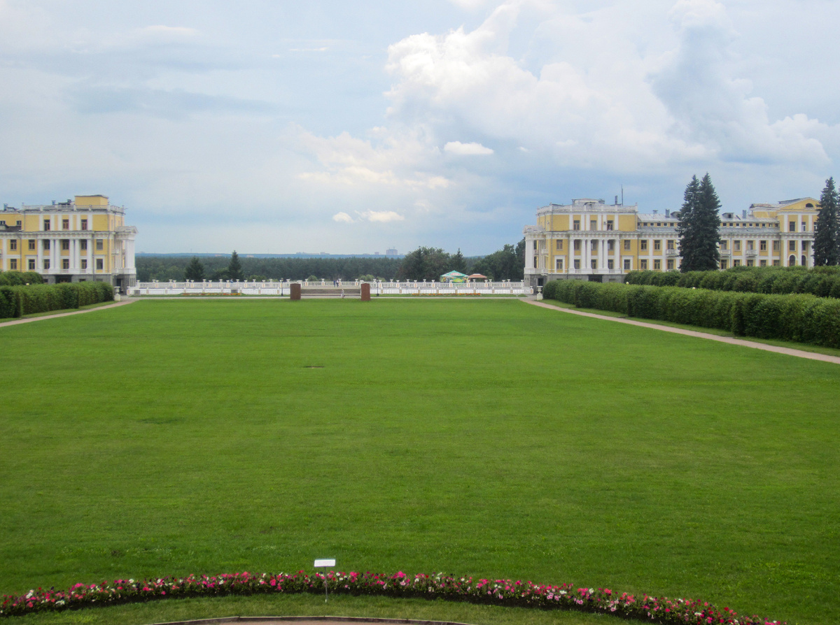 Большой партер. Фотография автора статьи.