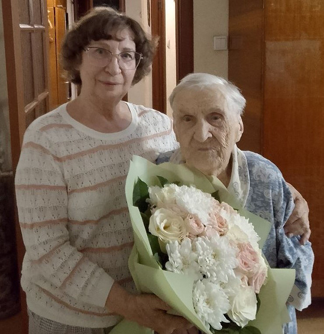 Игорь Руденя поздравил с днем рождения старейшую тверитянку