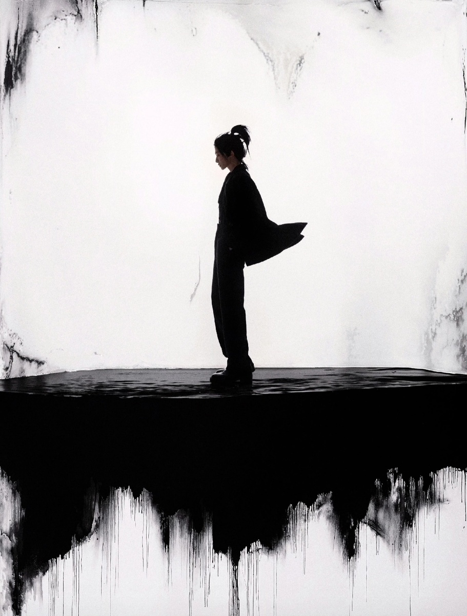 Используя современные модные тенденции, Лю Юй поддерживает традиционную китайскую культуру каждой своей работой