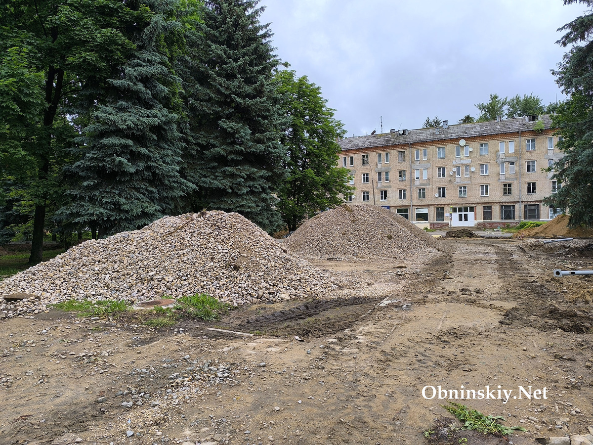 Благоустройство сквера на улице Жолио-Кюри
