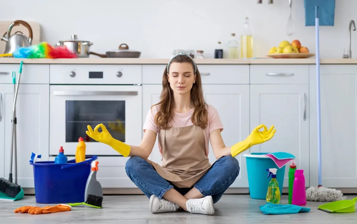 Источник изображения: https://static.life.ru/ip/unsafe/rs:fill:1200:/gravity:ce/q:100/czM6Ly9saWZlLXN0YXRpYy9wdWJsaWNhdGlvbnMvMjAyMy8xMi83LzMzNjMxMTAxNzUwMS4wODgud2VicA==