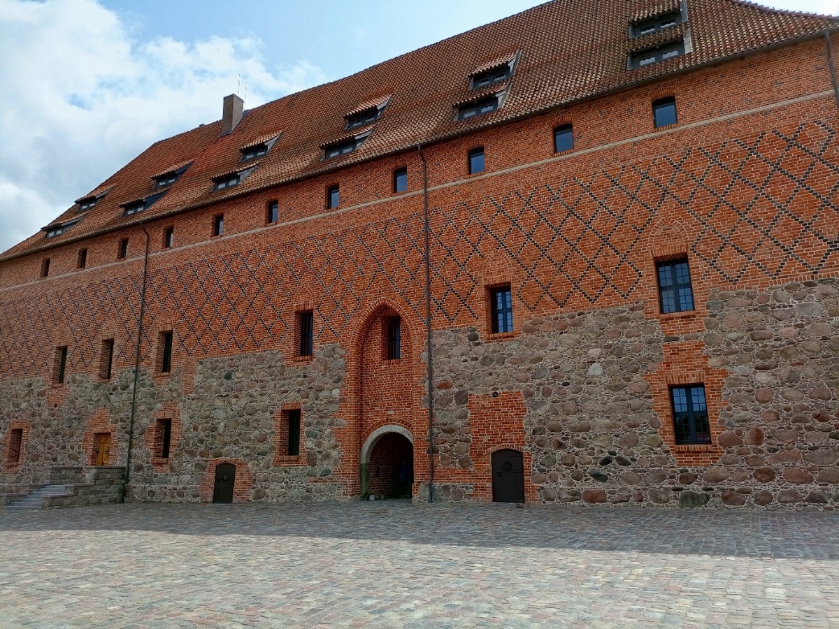 Замок "Тапиау" в городе Гвардейск Калининградской области.