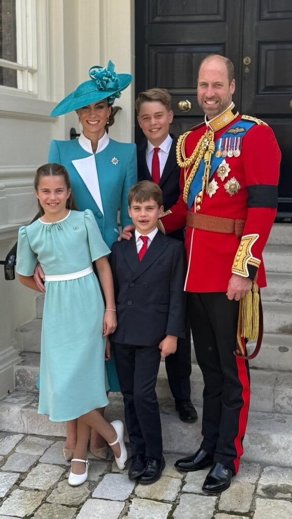 Фото социальные сети королевской семьи