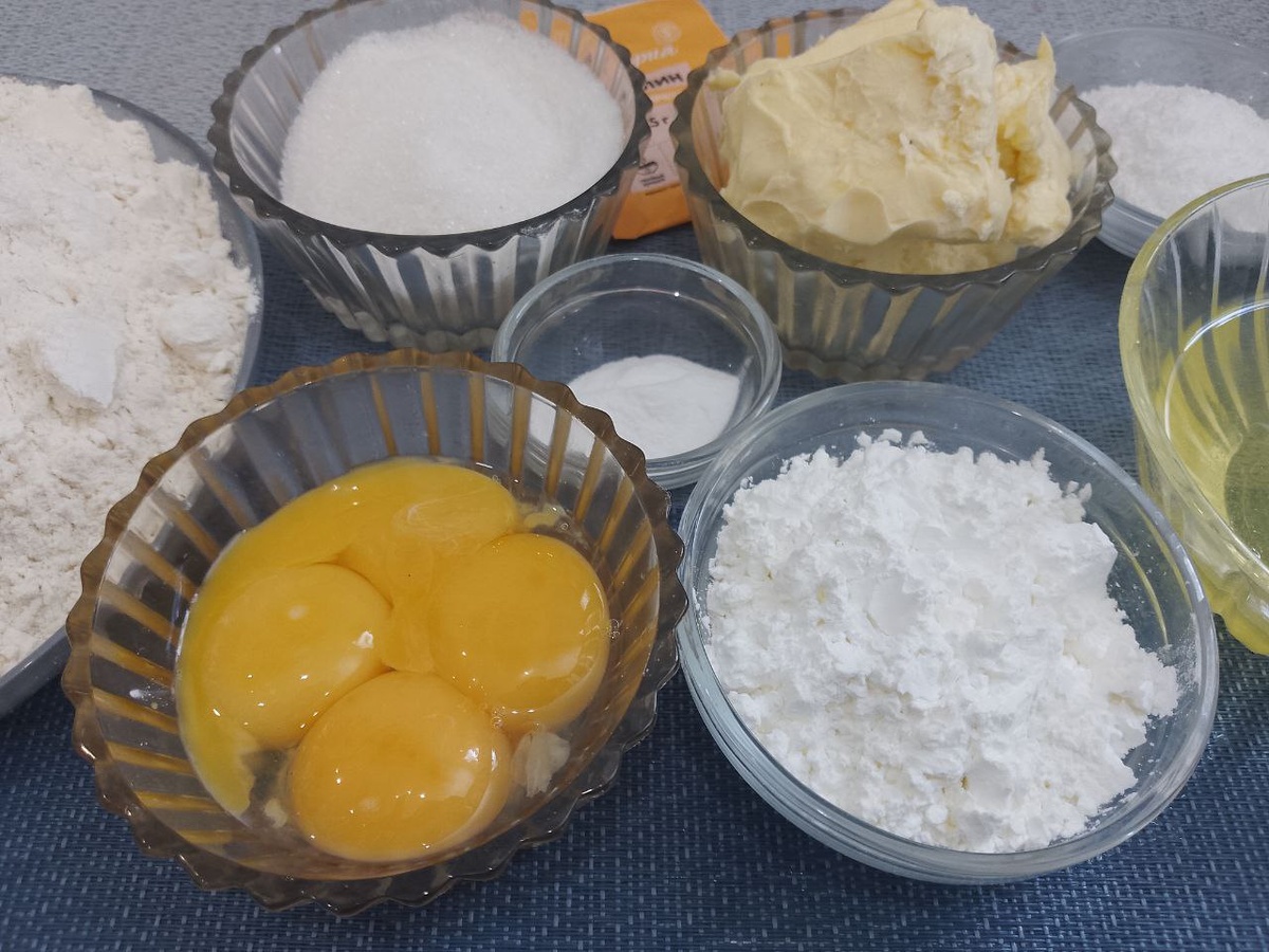 Ингредиенты для приготовления печенья с начинкой