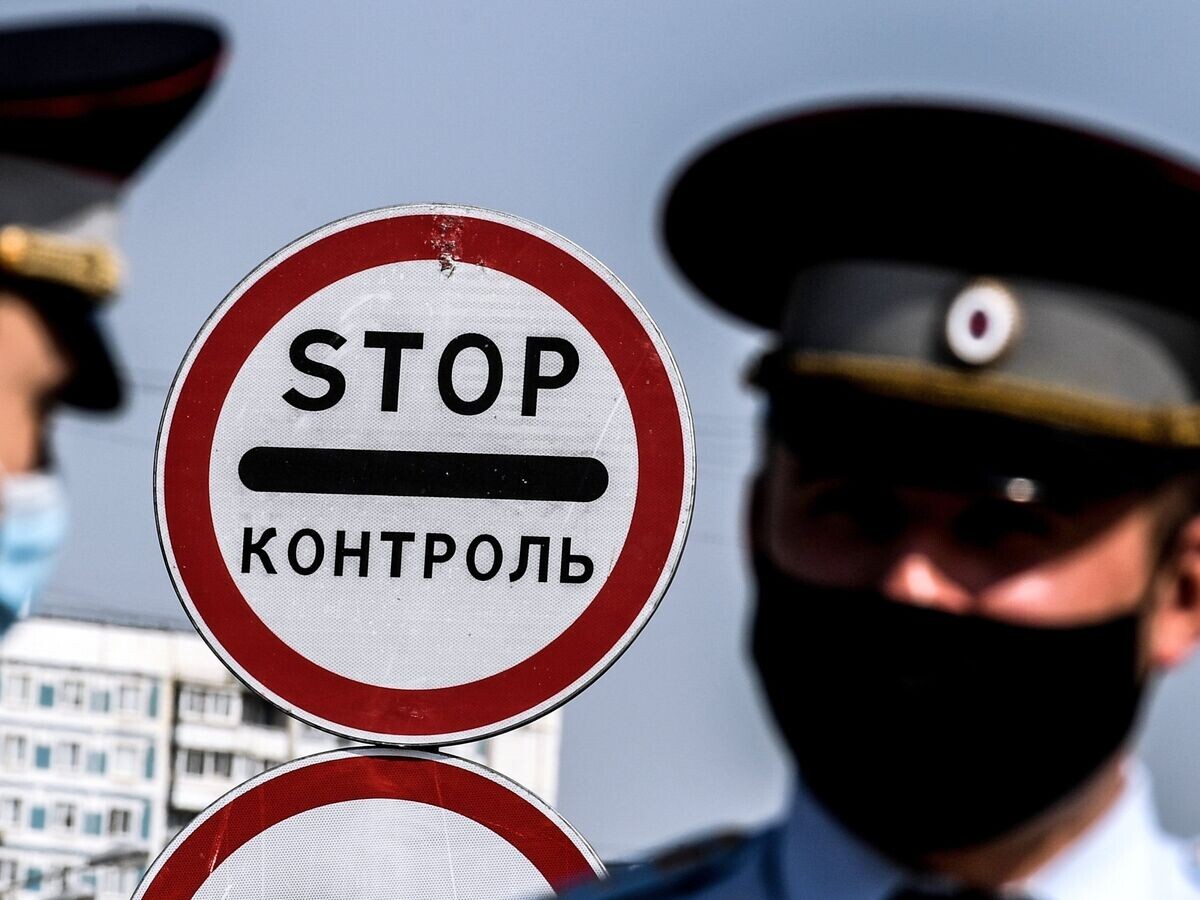    " Автоматическая система для выявления на дорогах машин без пропусков© РИА Новости . Алексей Филиппов