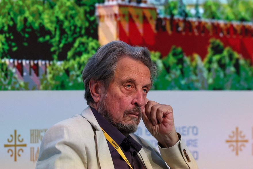    Эррол Маск. Фото: Shamil Zhumatov / Reuters