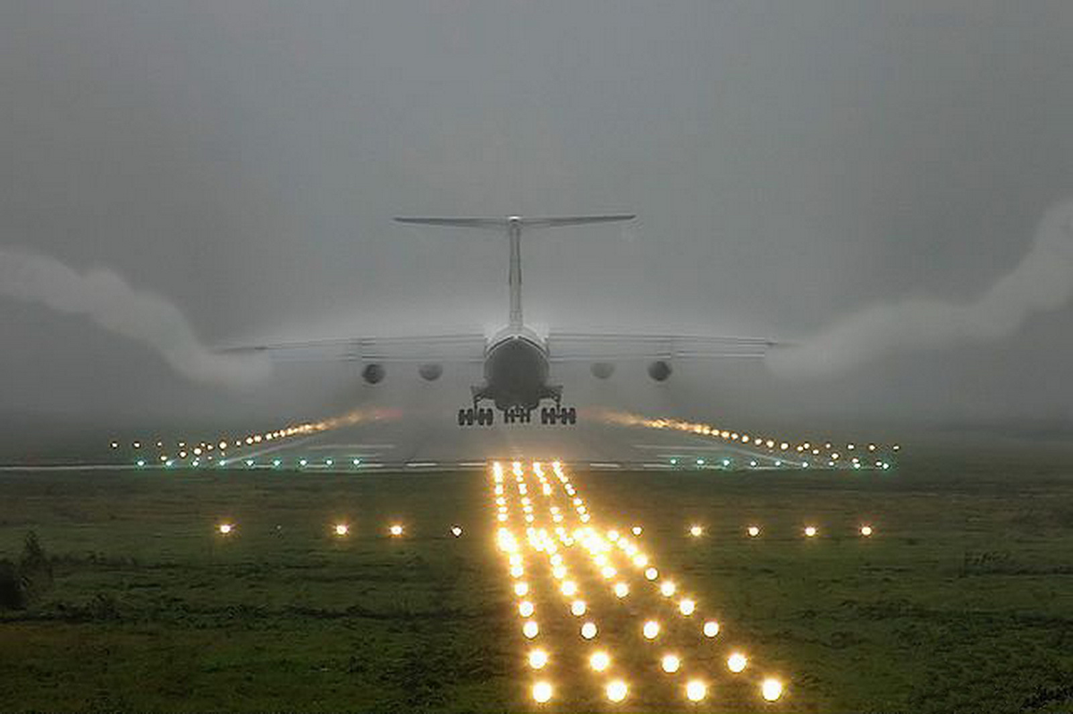Ил-76. Фото из Яндекса. Спасибо автору