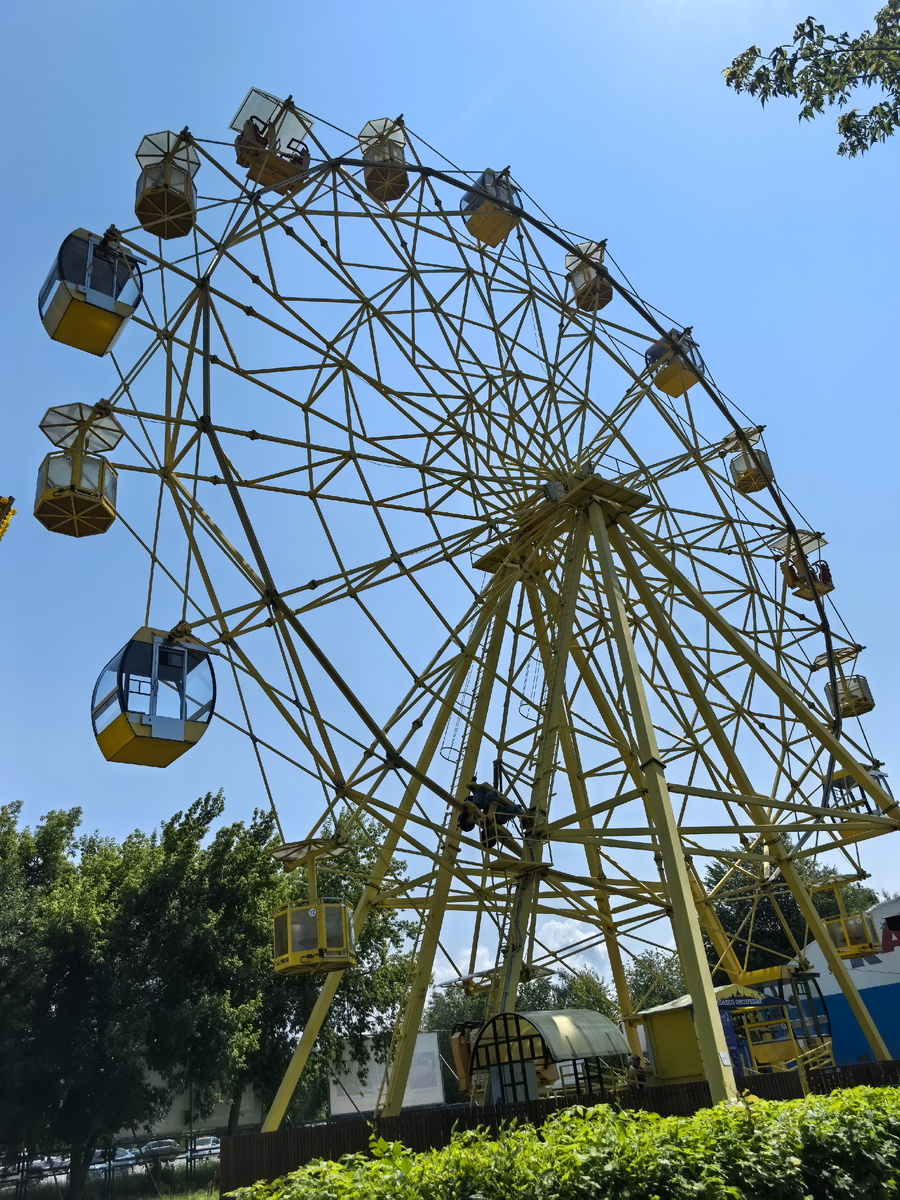 Не колесо - колесико.