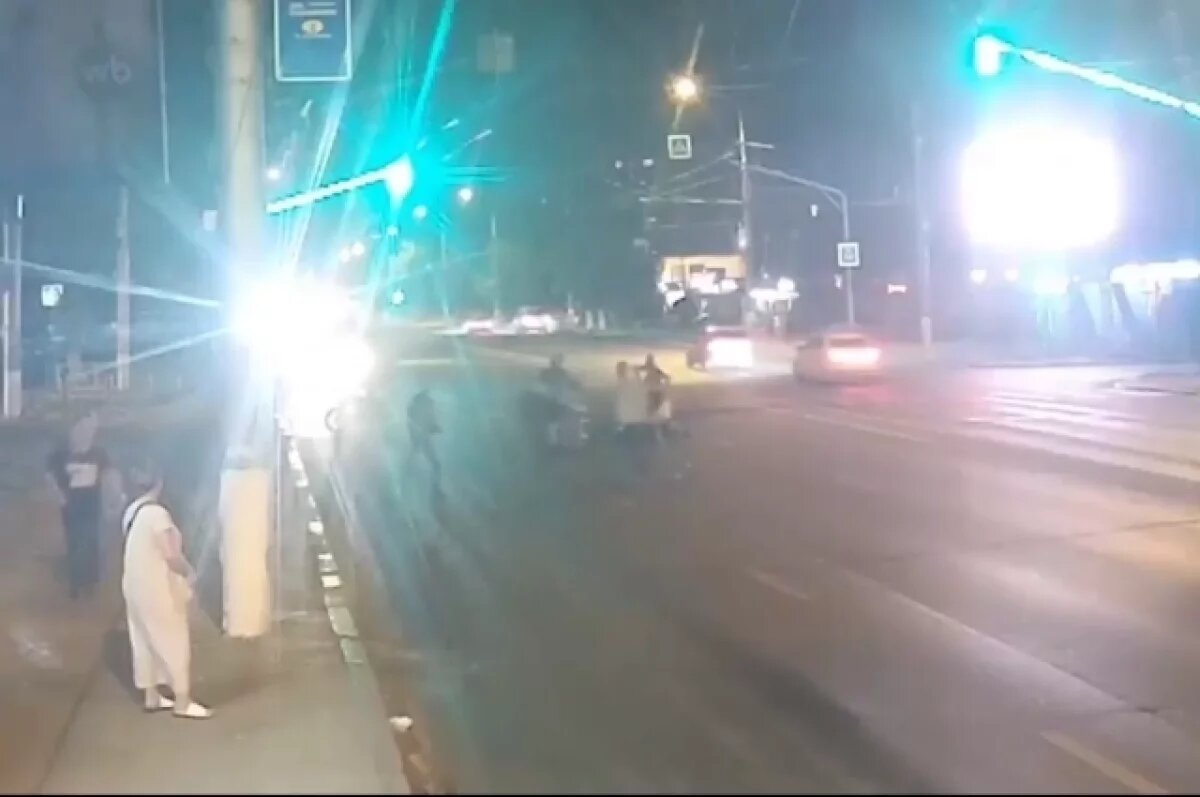    СК возбудил дело на основе видео избиения участника СВО в Волгограде