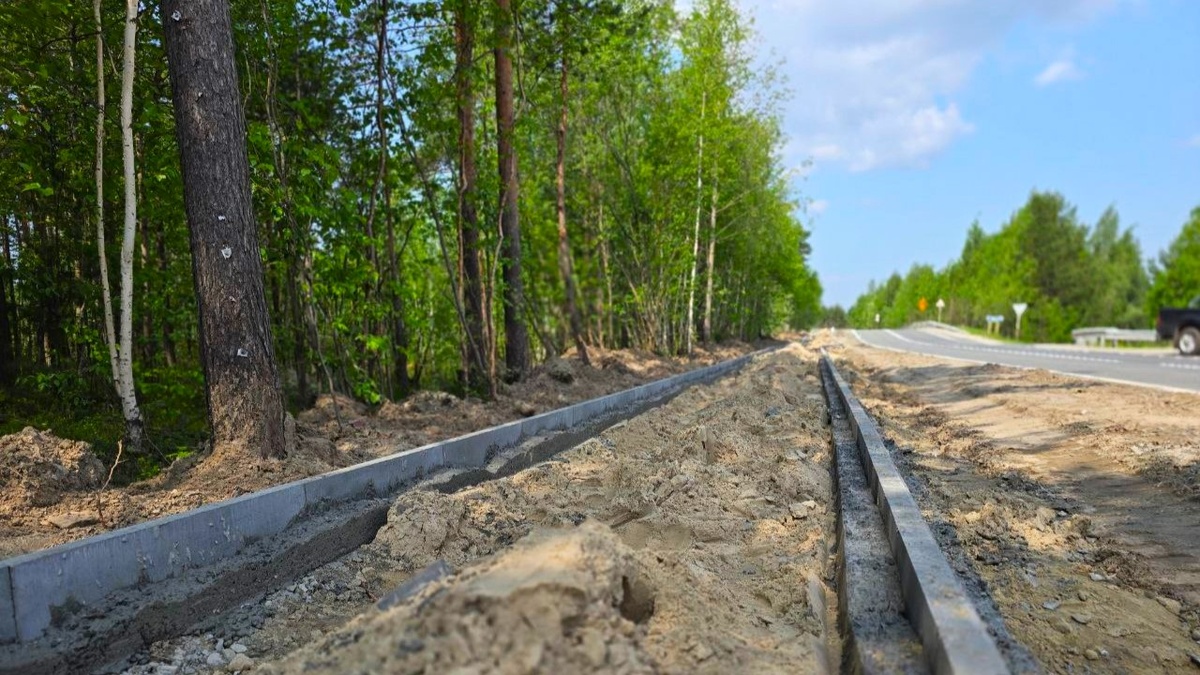    В Сургуте начались работы по ремонту тротуаров