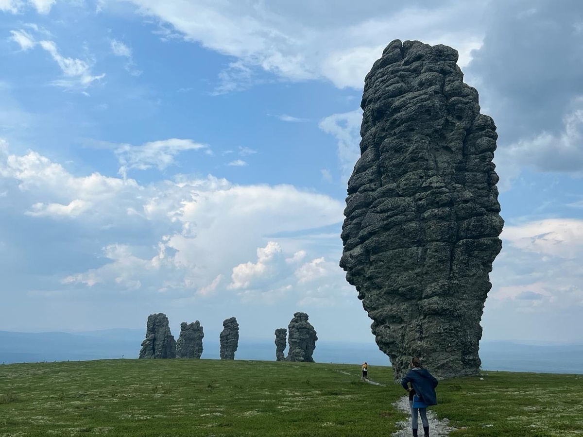 Семь столбов на плато Маньпупунёр