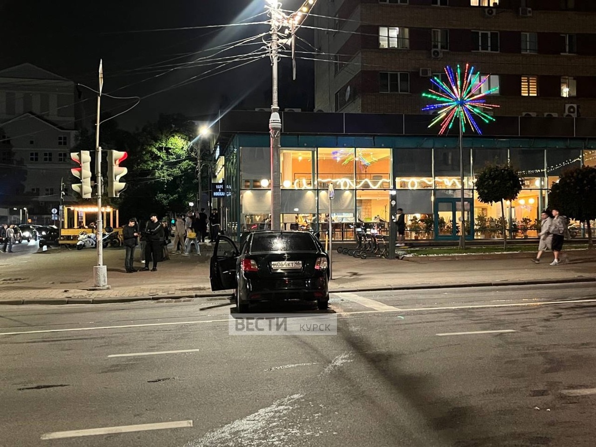    В Курске в ночном ДТП пострадали два человека