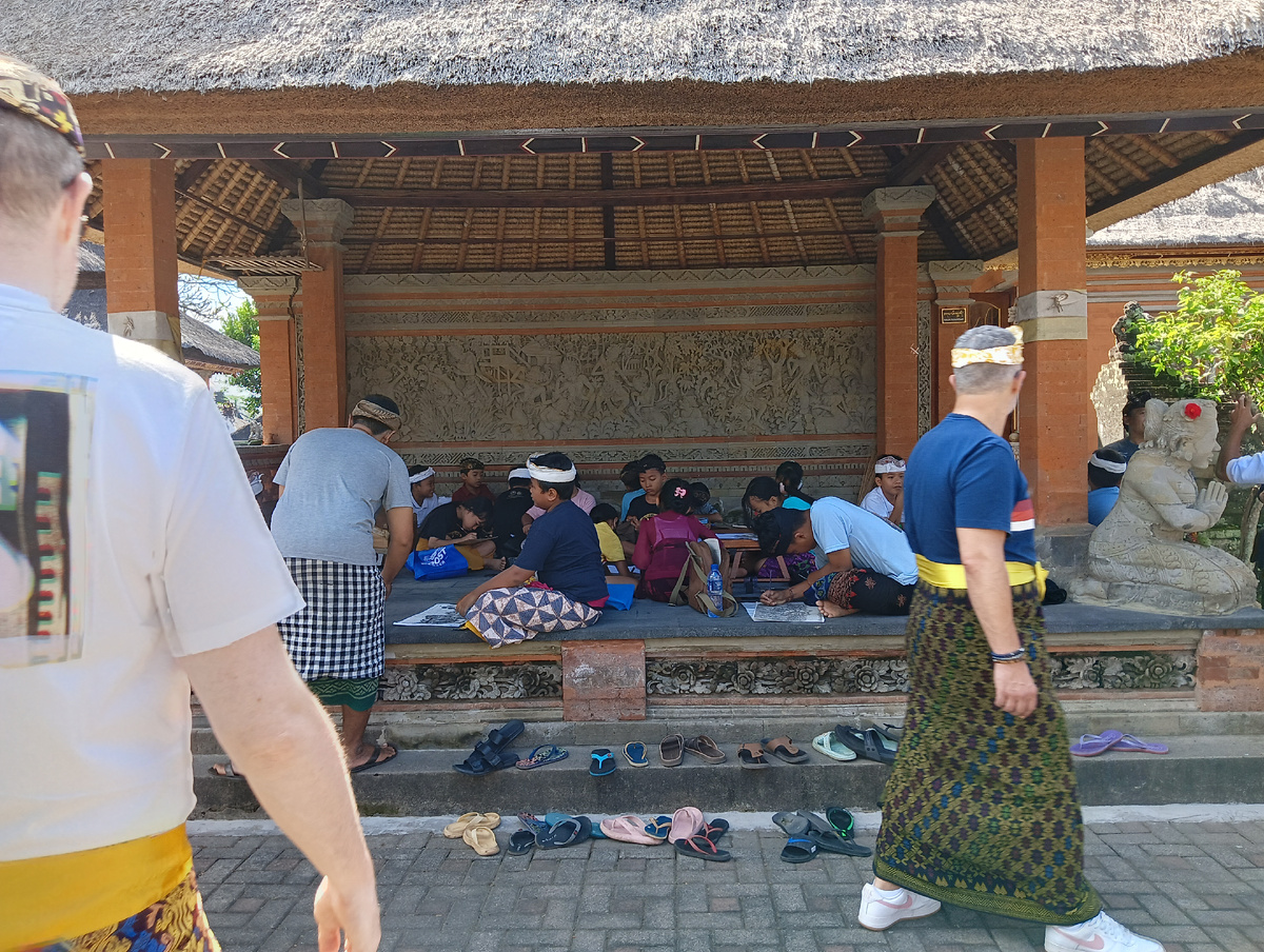 Будующие художники.