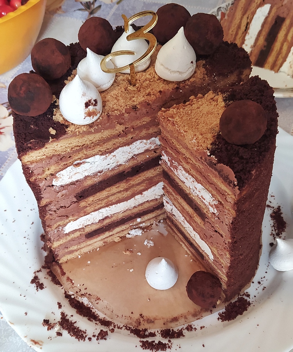 Торт в разрезе.