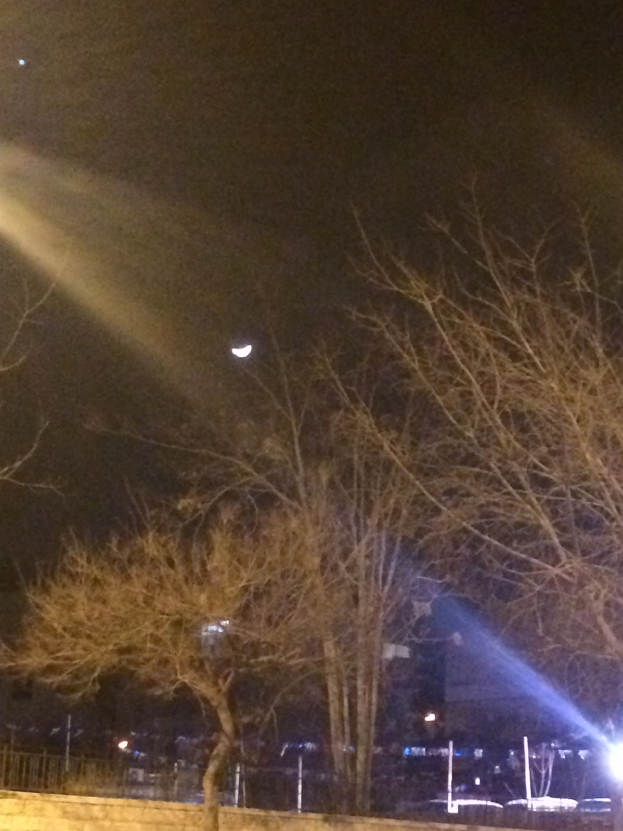 МКС летит над Израилем. Ночная съёмка- не мой конёк, конечно