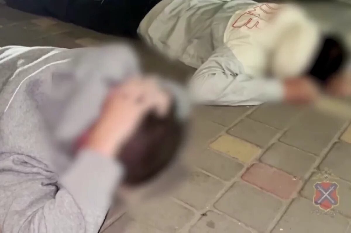    Силовики устроили жесткий «шмон» в ночных клубах на юге Волгограда