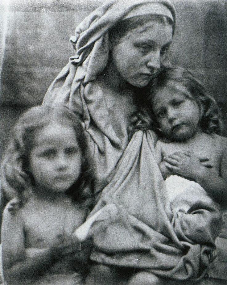 Джулия-Маргарет Кэмерон – «Мадонна Пенсероса»