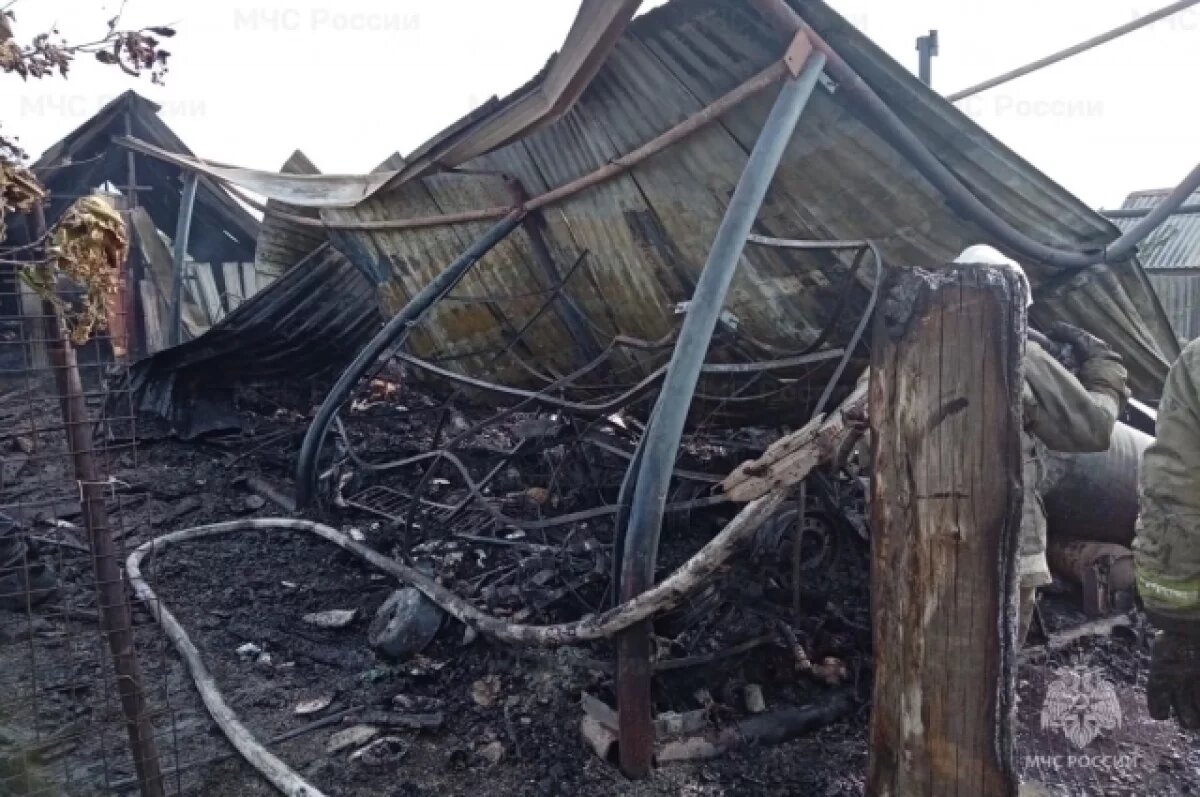    16 пожаров потушили за сутки в Свердловской области