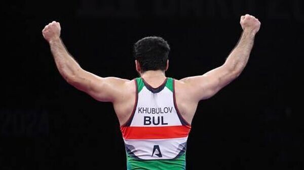    © United World Wrestling