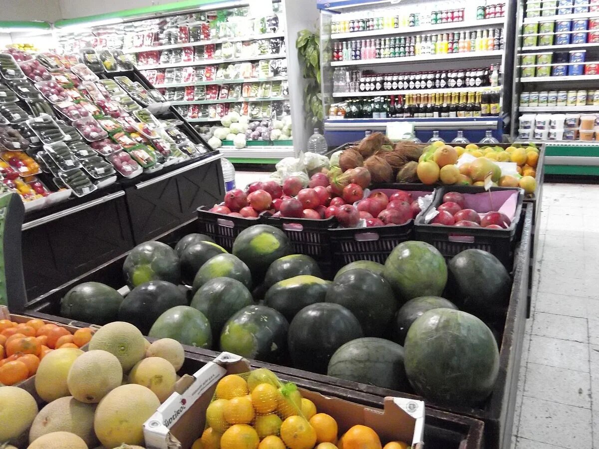    Арбузы легко купить в супермаркетах Египта. Фото: لا روسا, Wikimedia Commons, лицензия Creative Commons Attribution Share Alike 4.0.jpg