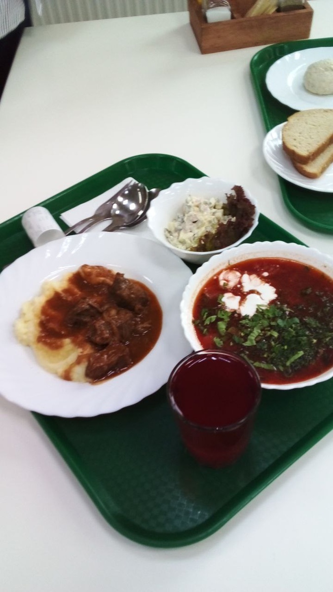 Обед на АЗС "Татнефть"(фото автора)