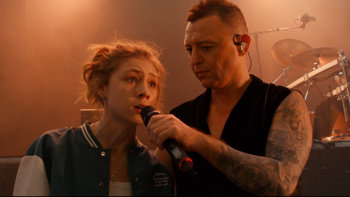 Кадры из фильма.