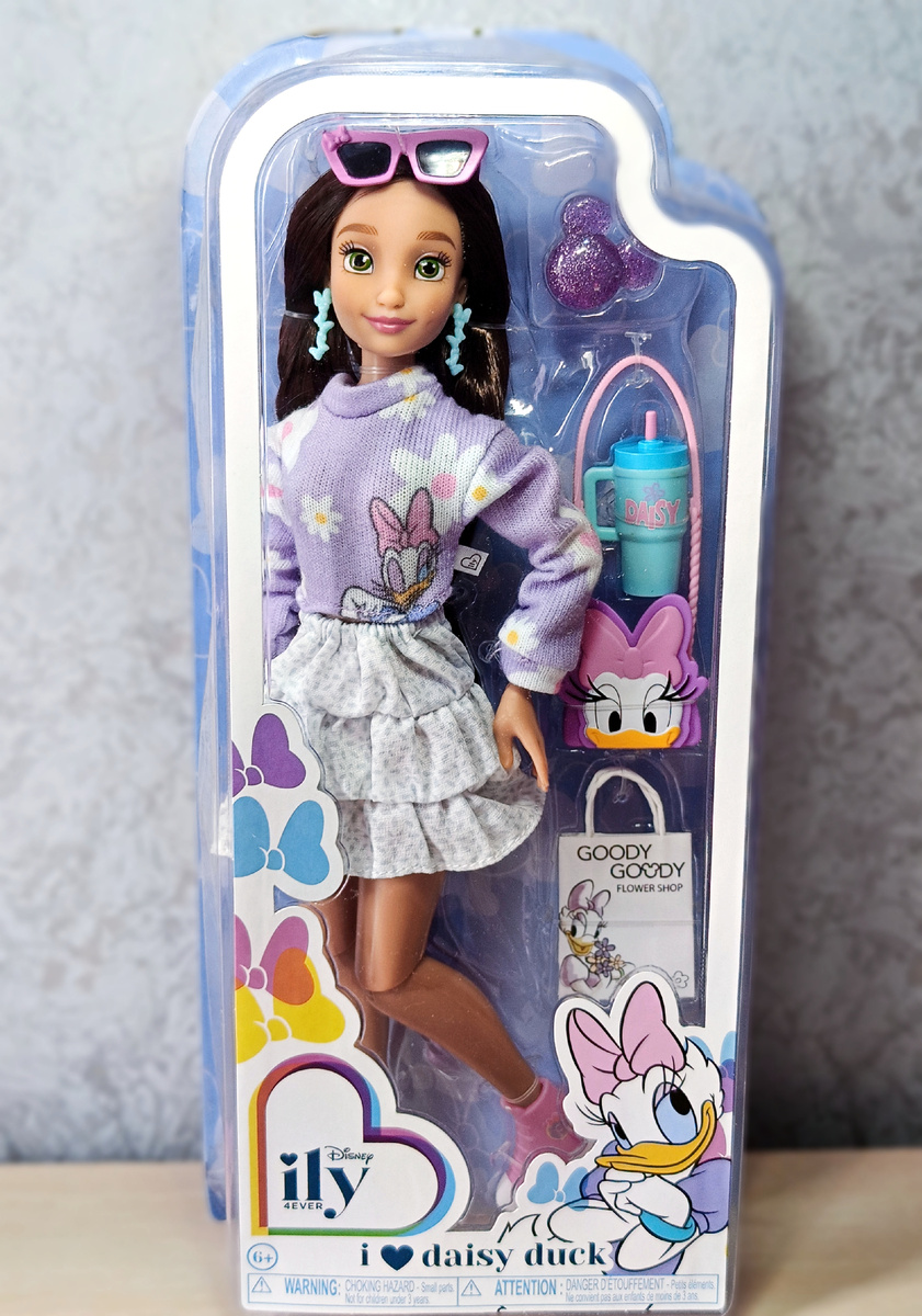 Кукла Disney ILY 4EVER, вдохновленная Дейзи Дак. 