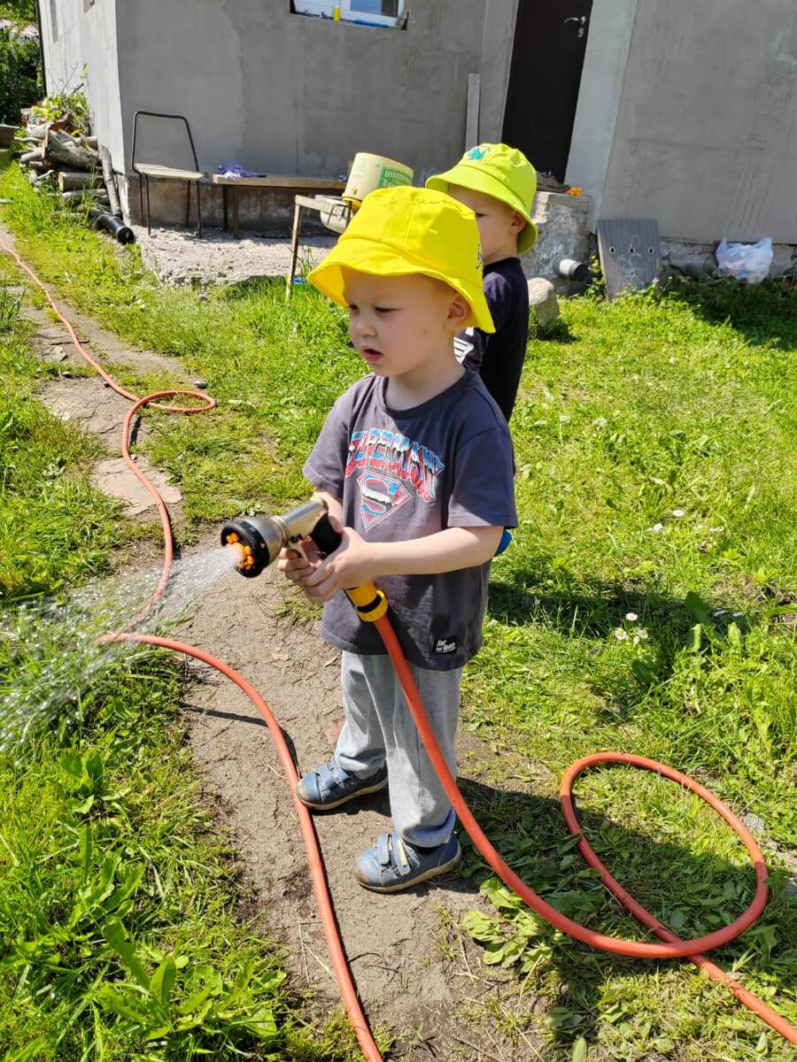 Поливальщики