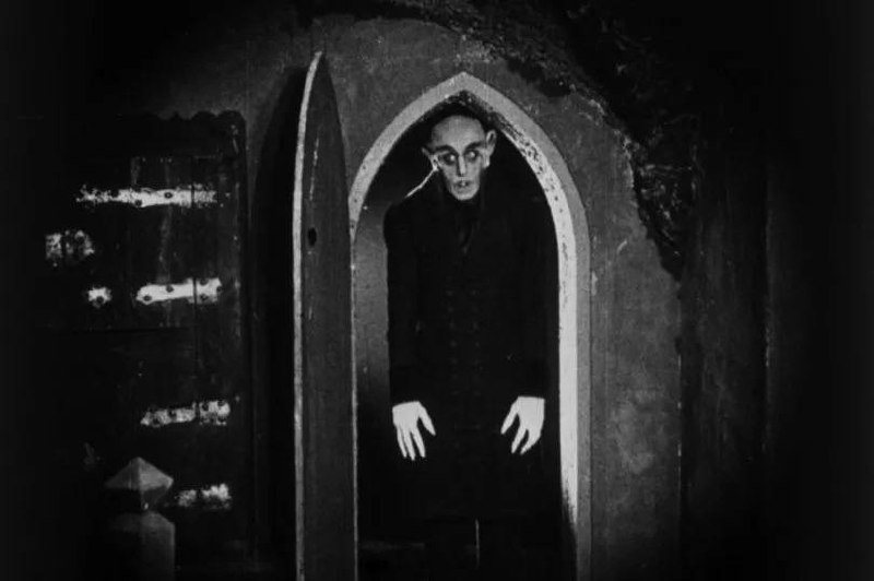 Носферату Вильгельма Мурнау - один из символических образов, навеянных Первой мировой. 