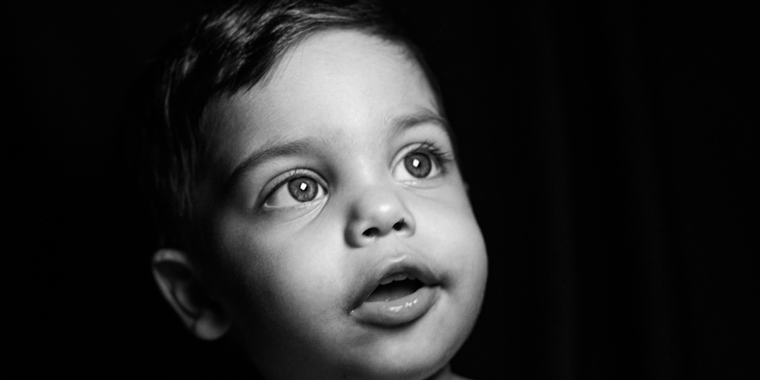 Дочь родила от африканца, и родители отвернулись от неё