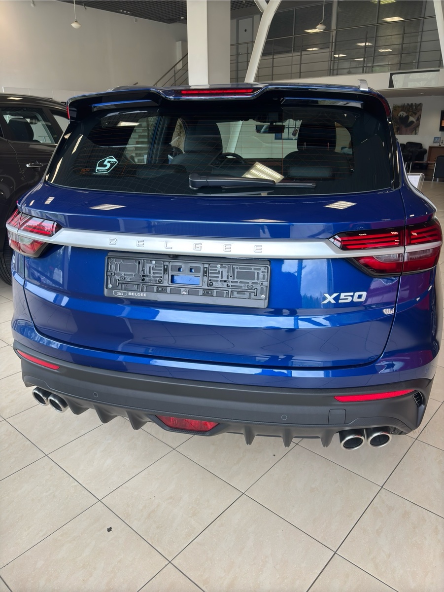  X50 сзади