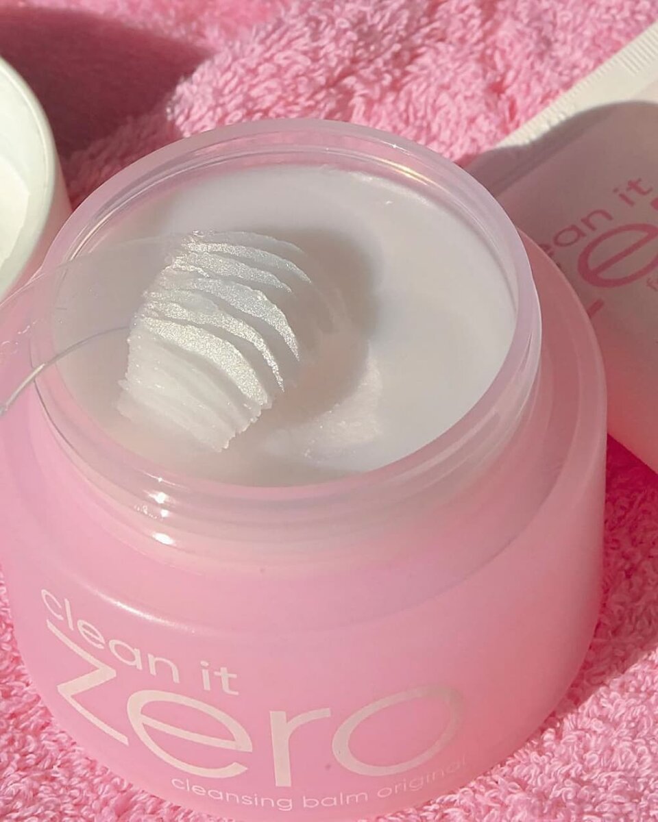 Я предпочитаю розовый, он универсальный. 